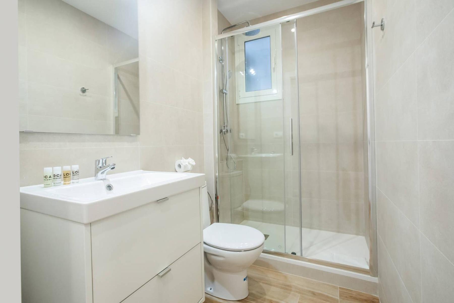 33par1094 - Magnific 2br Flat In Poble Sec *