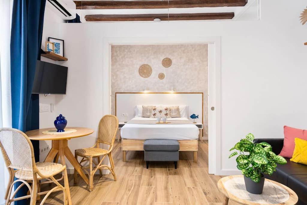Almirall 32 Appartement *