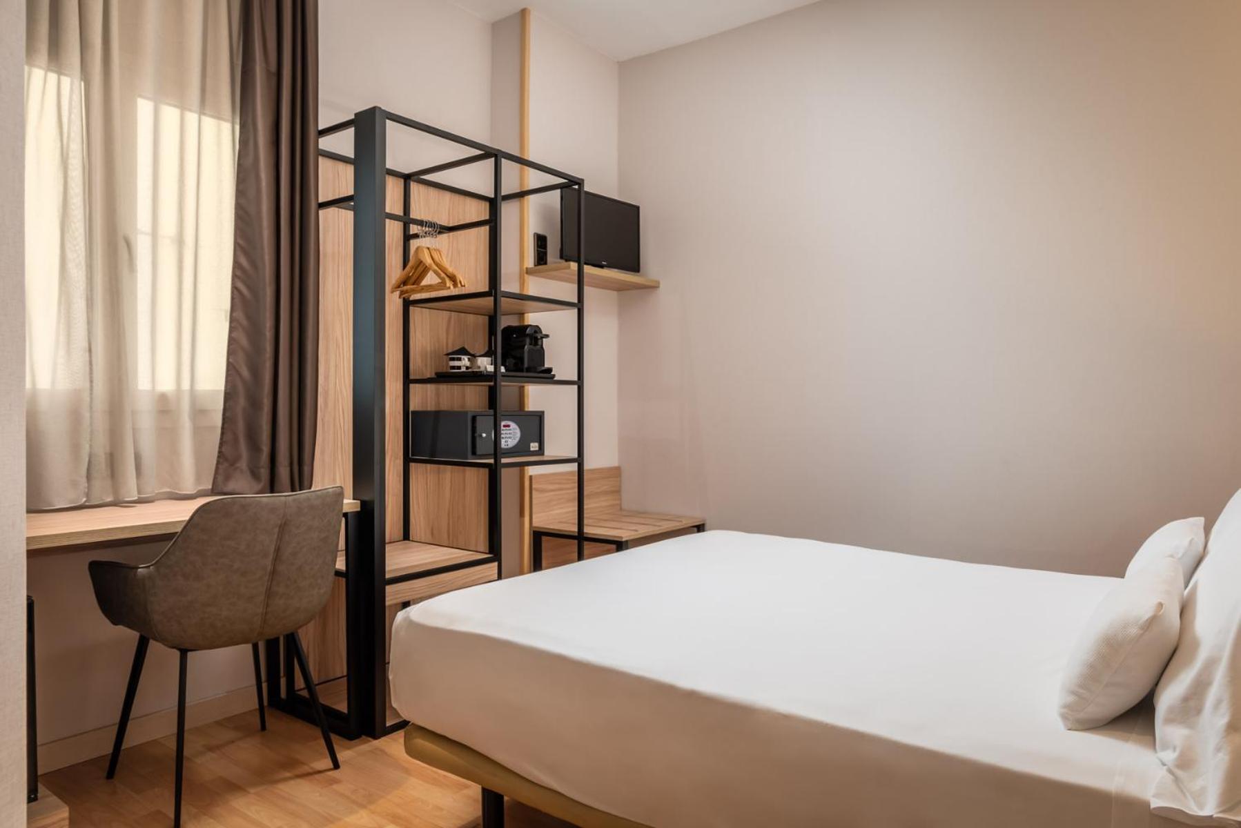 Sunotel Central Hotel