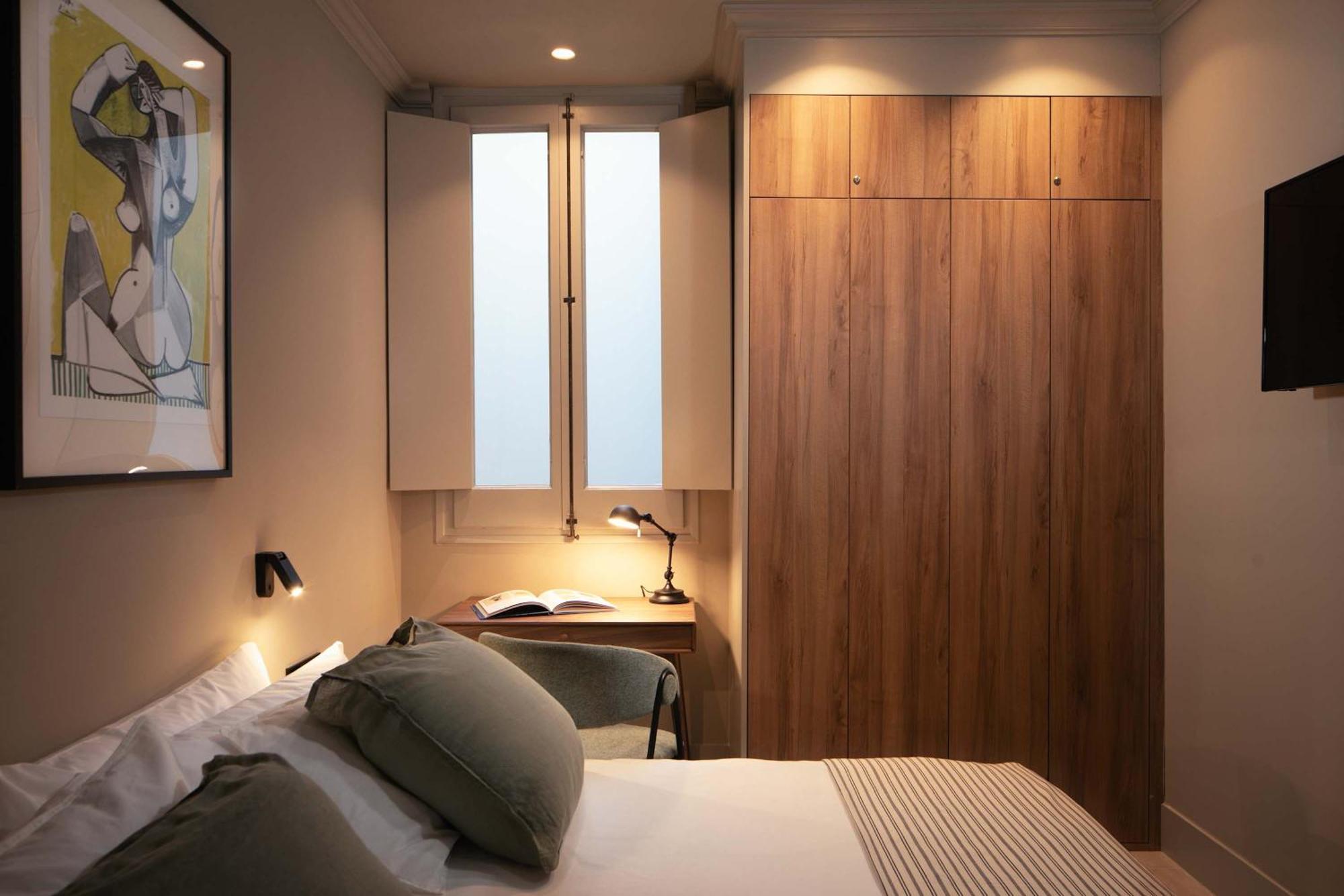 Lovely 6 Bedroom Flat In L'eixample Barcelone