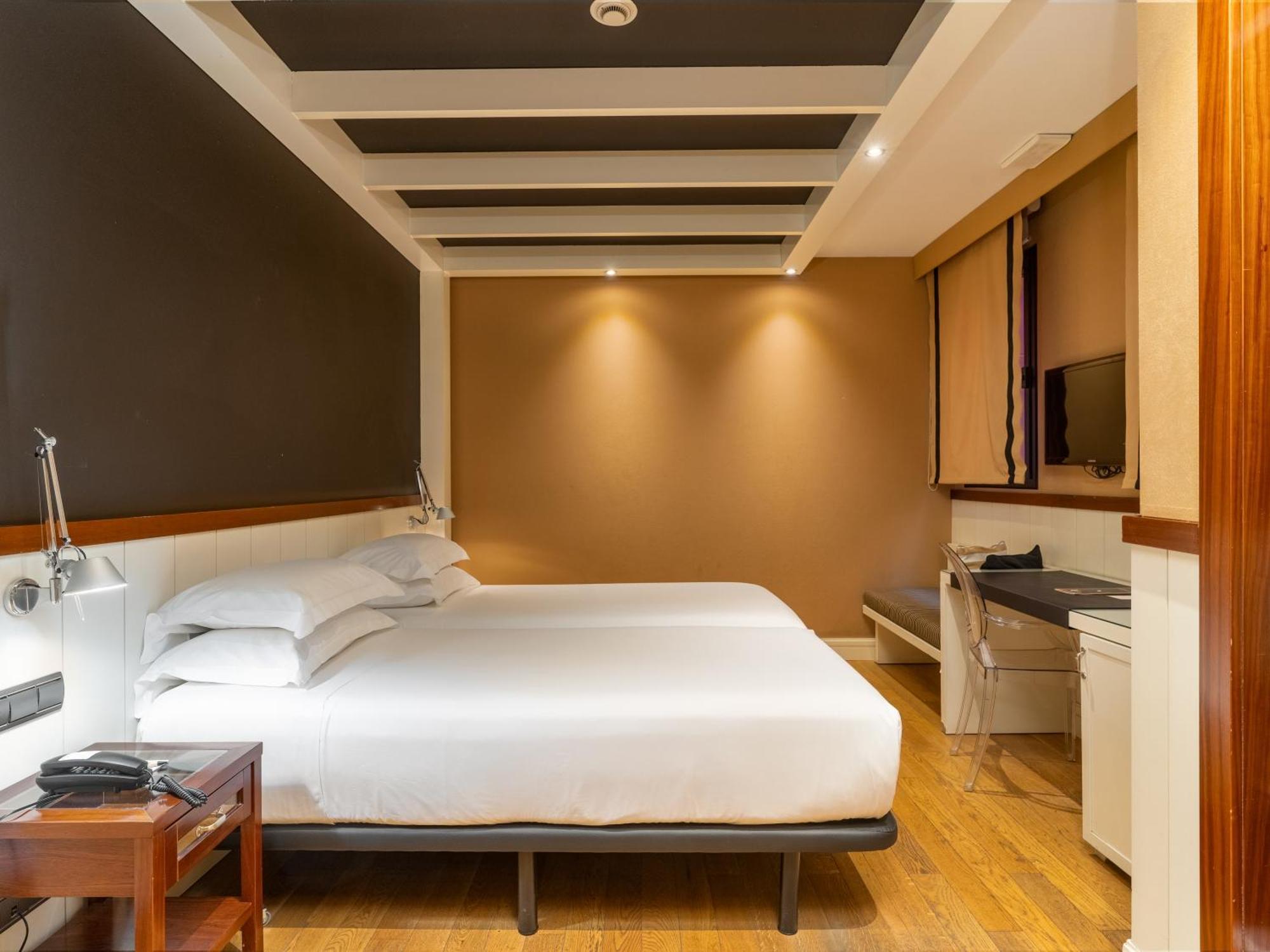 U232 Hotel 4*