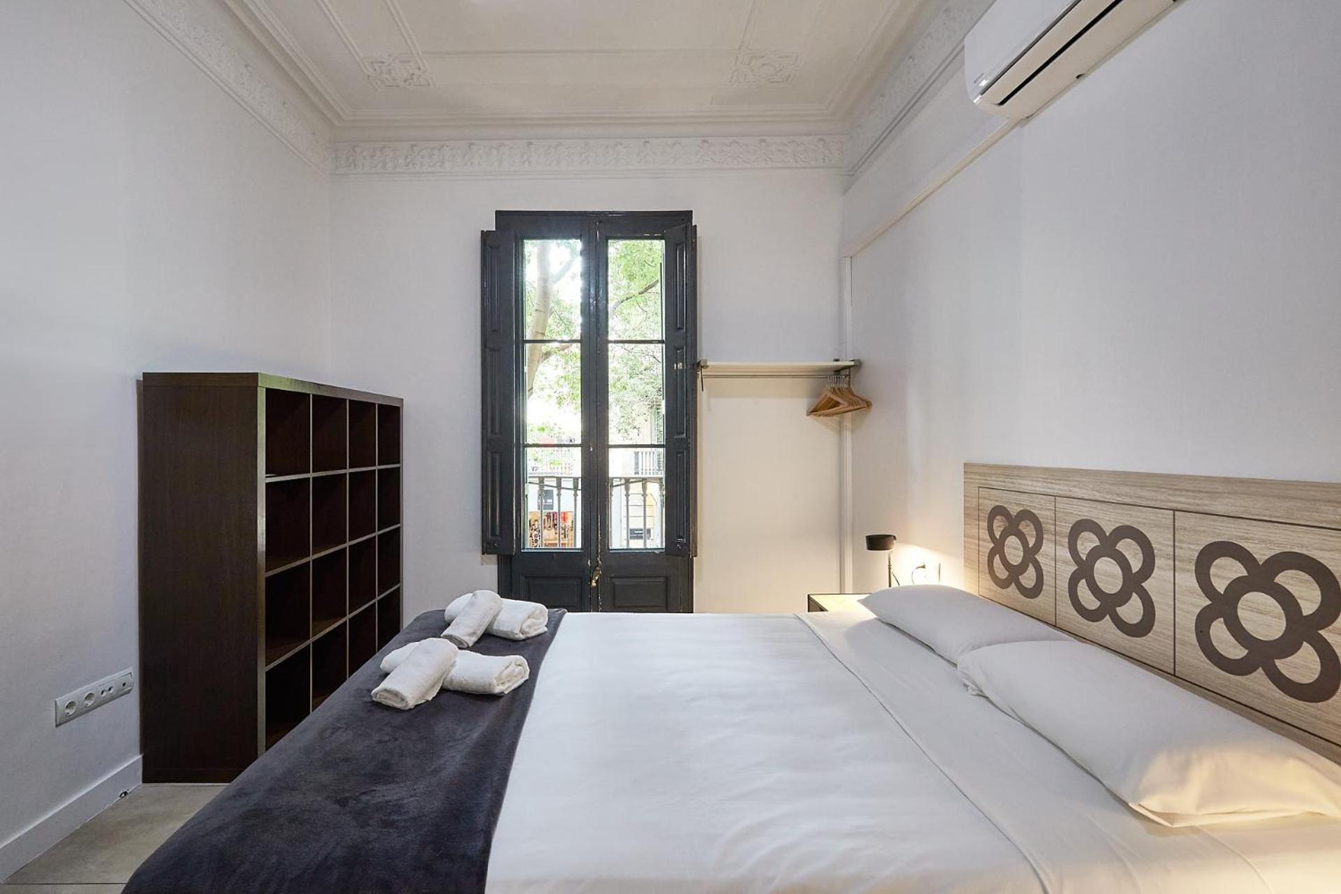 Ella 2* Barcelona
