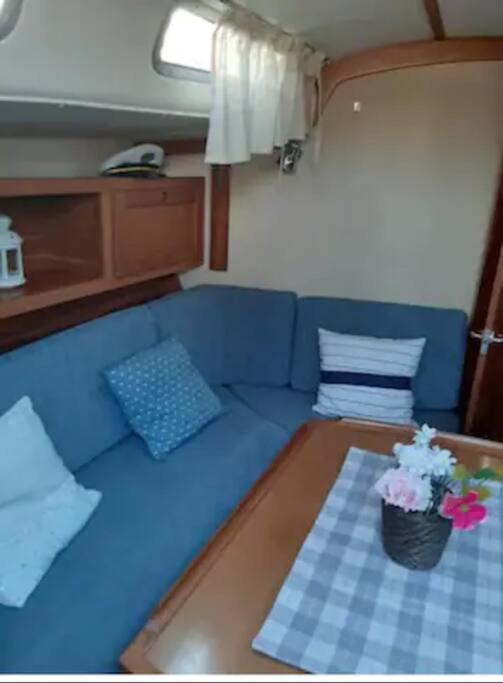 Velero Barco De 2 Bateau-hôtel