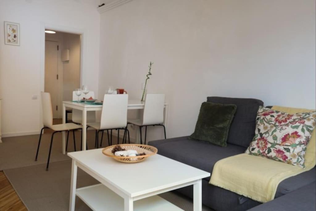 Renovated In De Gracia Apartment Barcelona