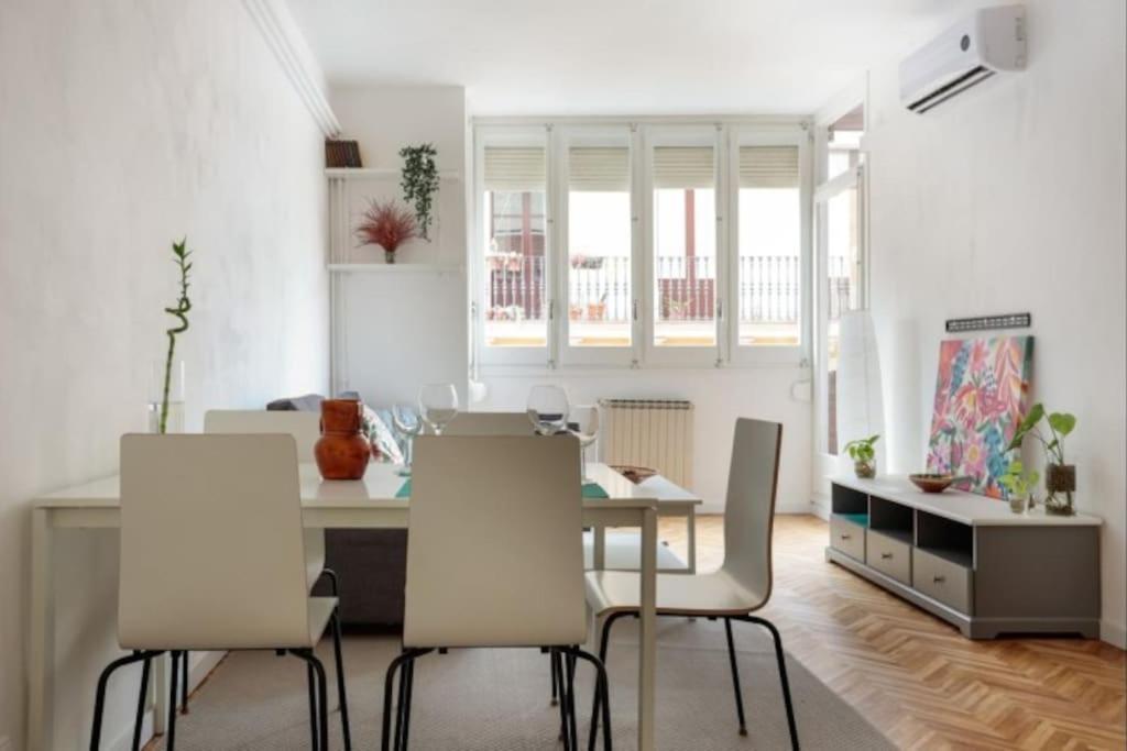 Apartment Renovated In De Gracia *