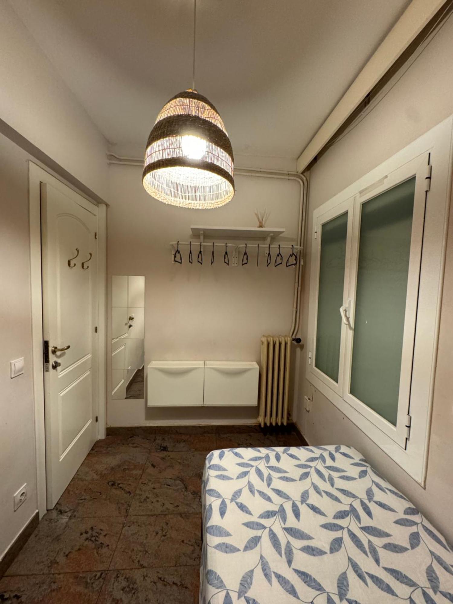 In A Charming In The Central Area Appartement