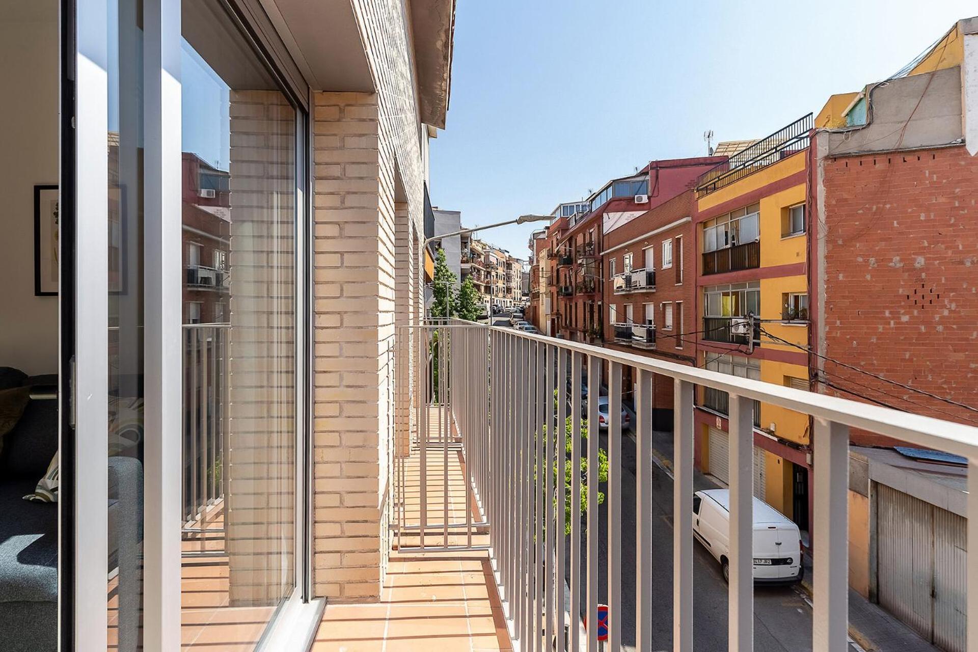 4239 - Ab Duplex Santa Coloma Iii Barcelone