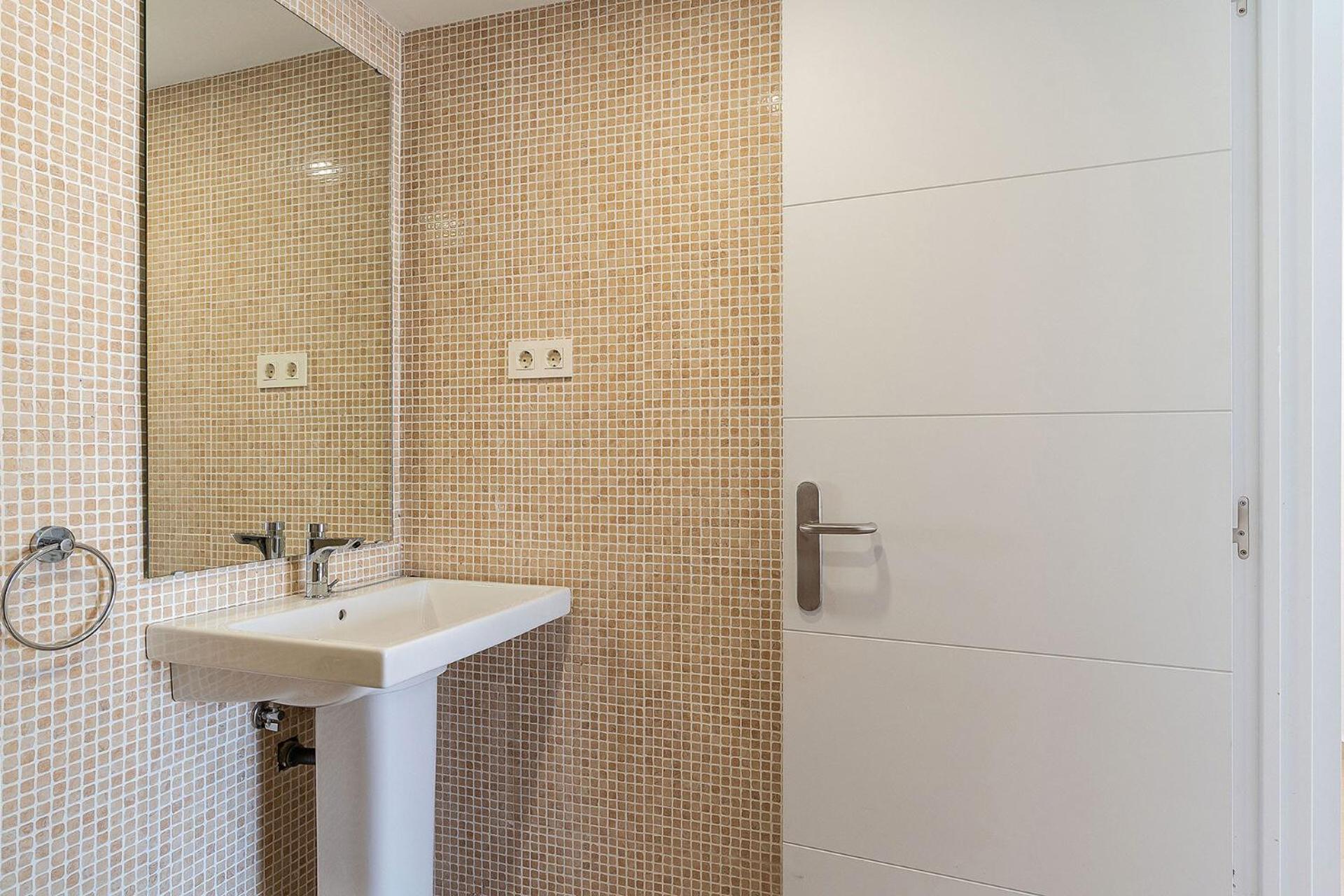 4236 - Ab Santa Coloma Iii Appartement Barcelone
