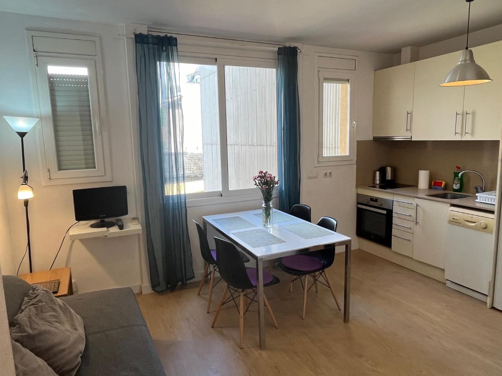 2 Bedrooms By Sants Market