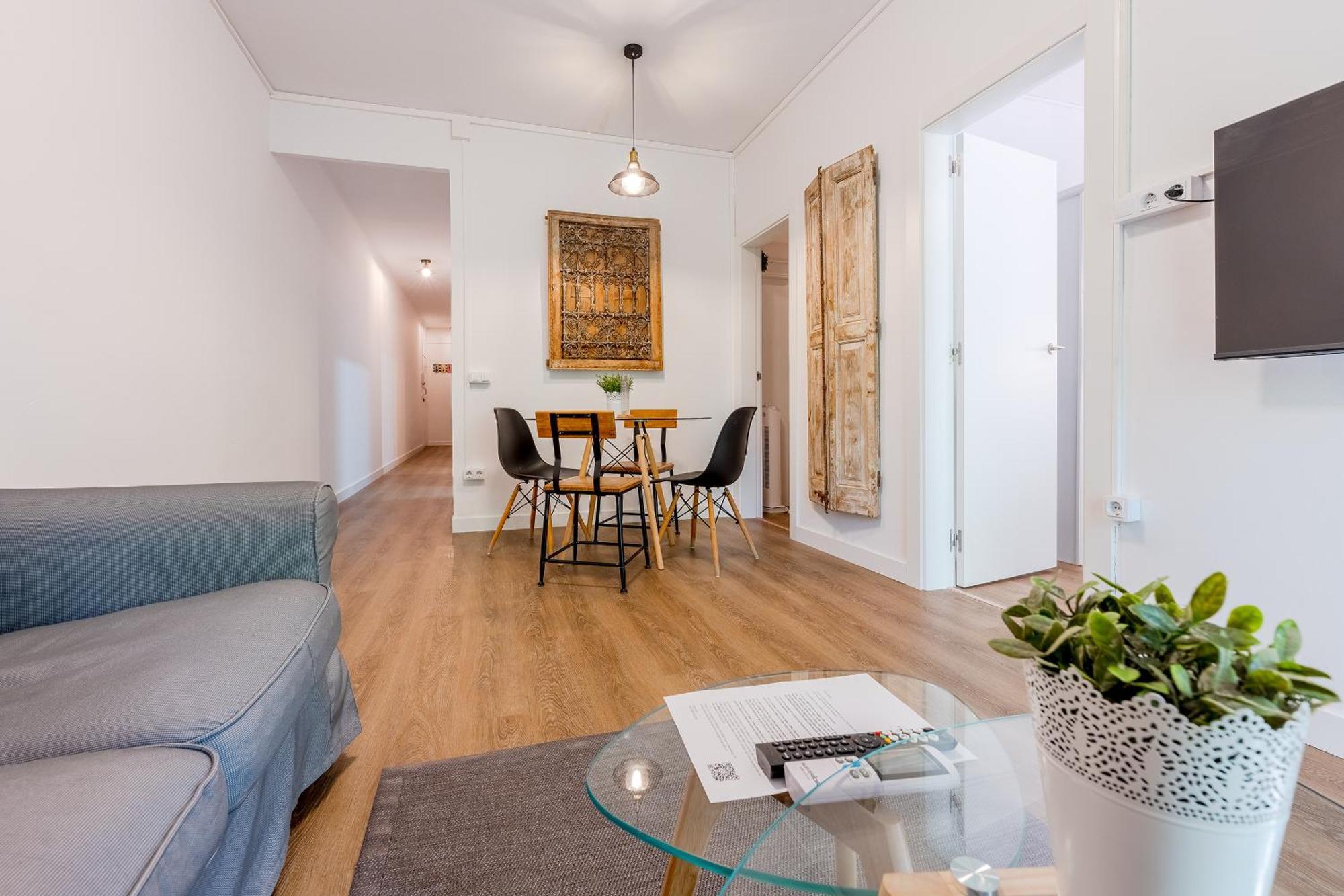 The White Flats Les Corts Apartment *