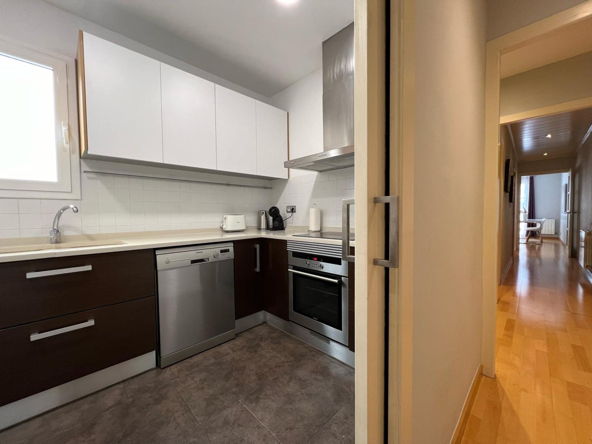 U-nique Sepulveda Apartment