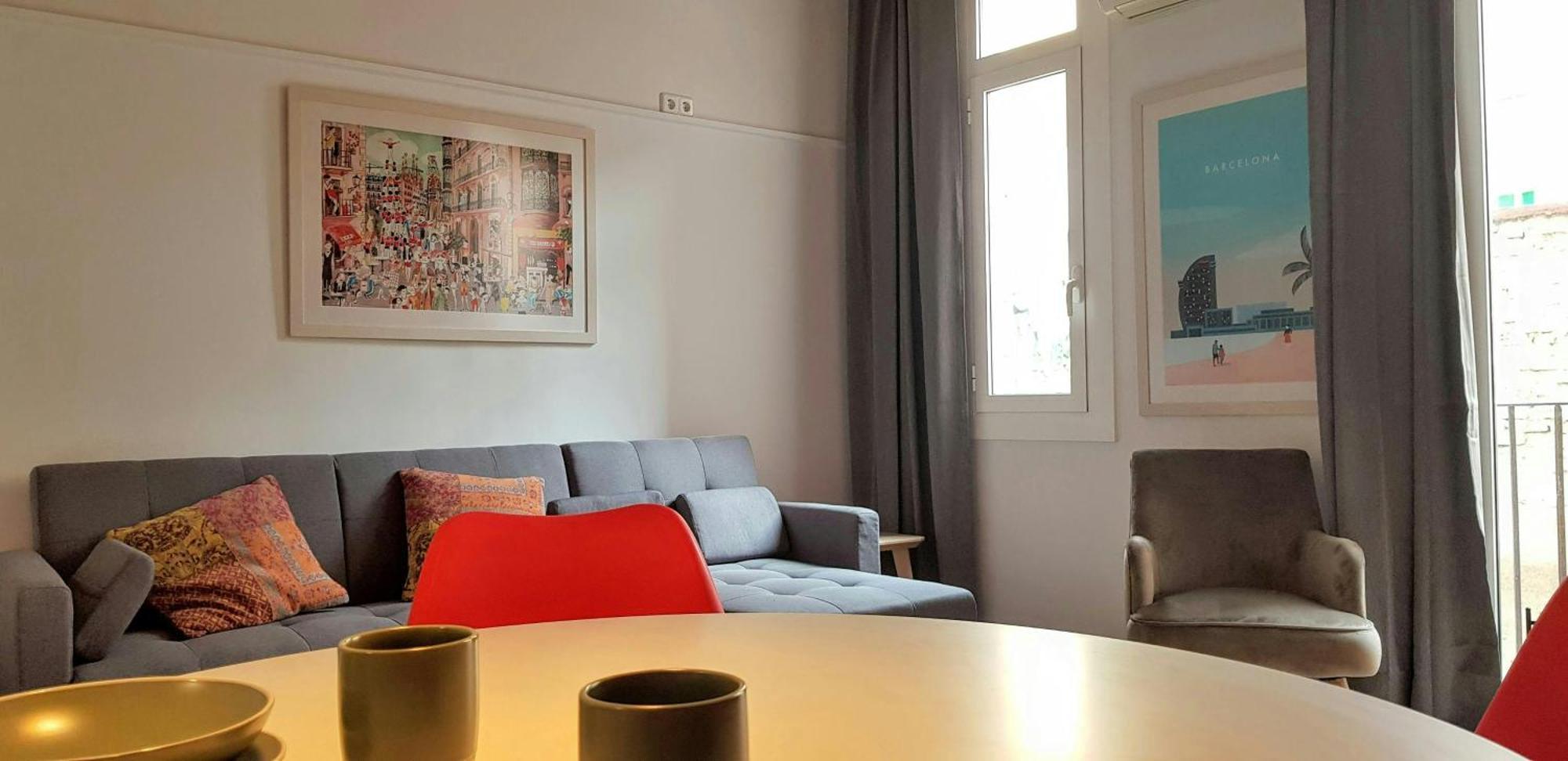 Sant Antoni 4 - Downtown Barcelona. Modern Appartement