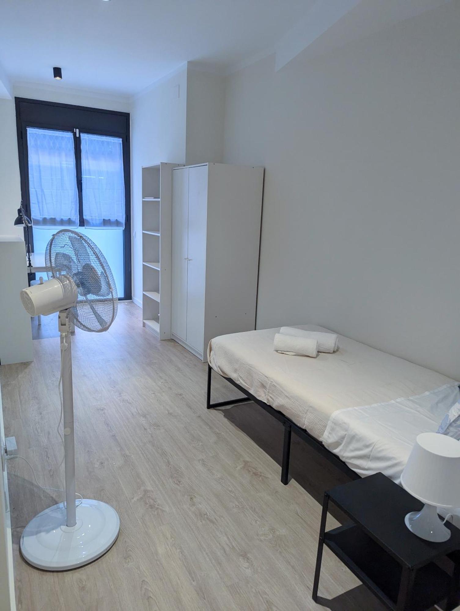 Gracia Parkside Flat - Only For Of Than 32 Nights