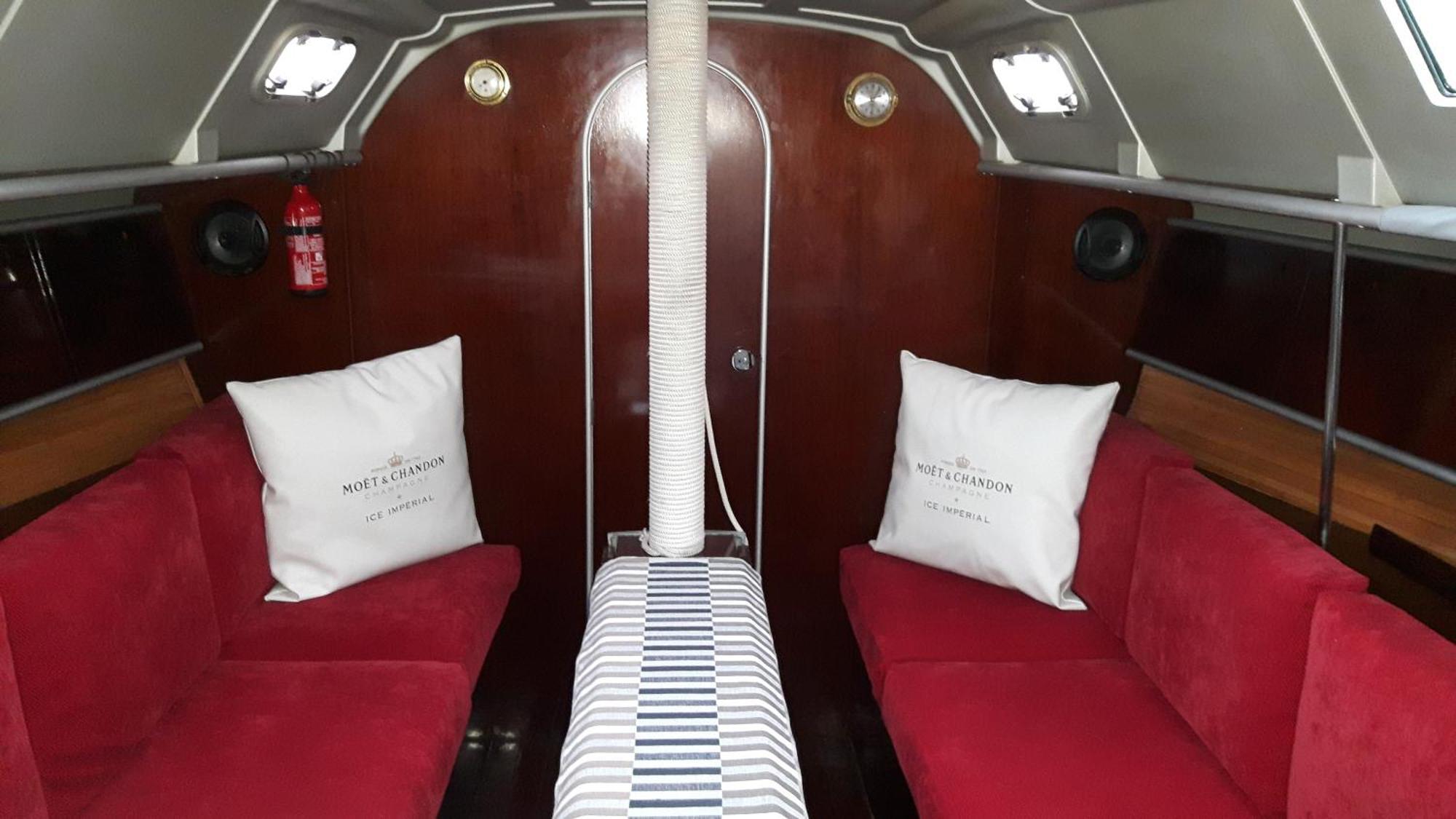 Amazing Flat In Classic Sailing Boat In Barcelone