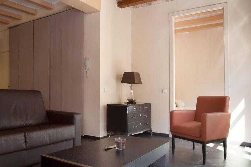 El Born - Spacious 2 Bedrooms * Barcelone