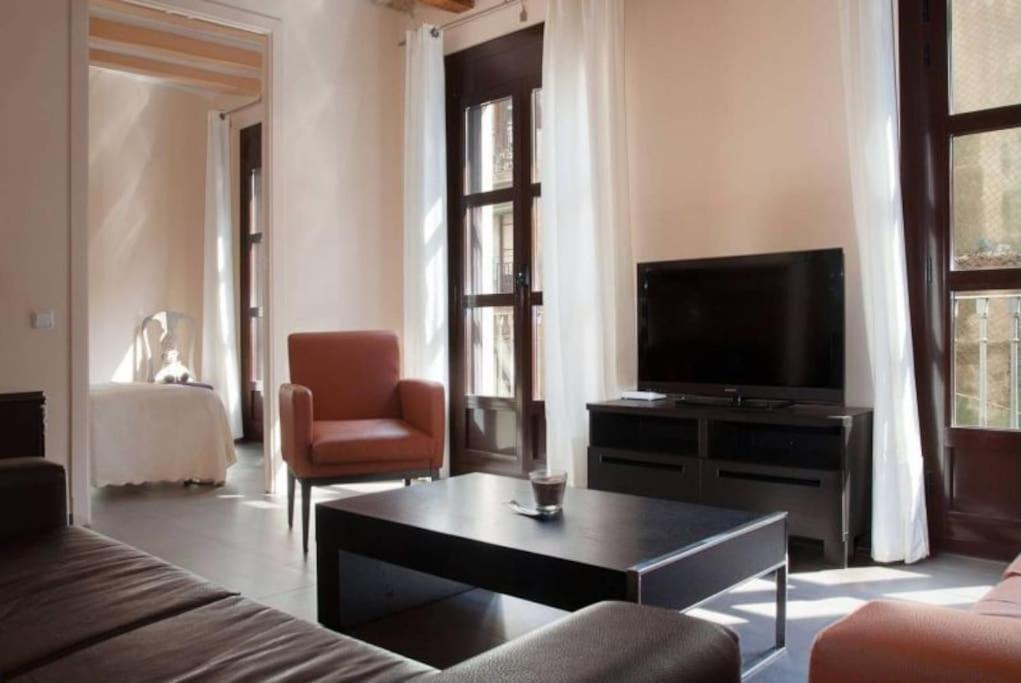 Appartement El Born - Spacious 2 Bedrooms *