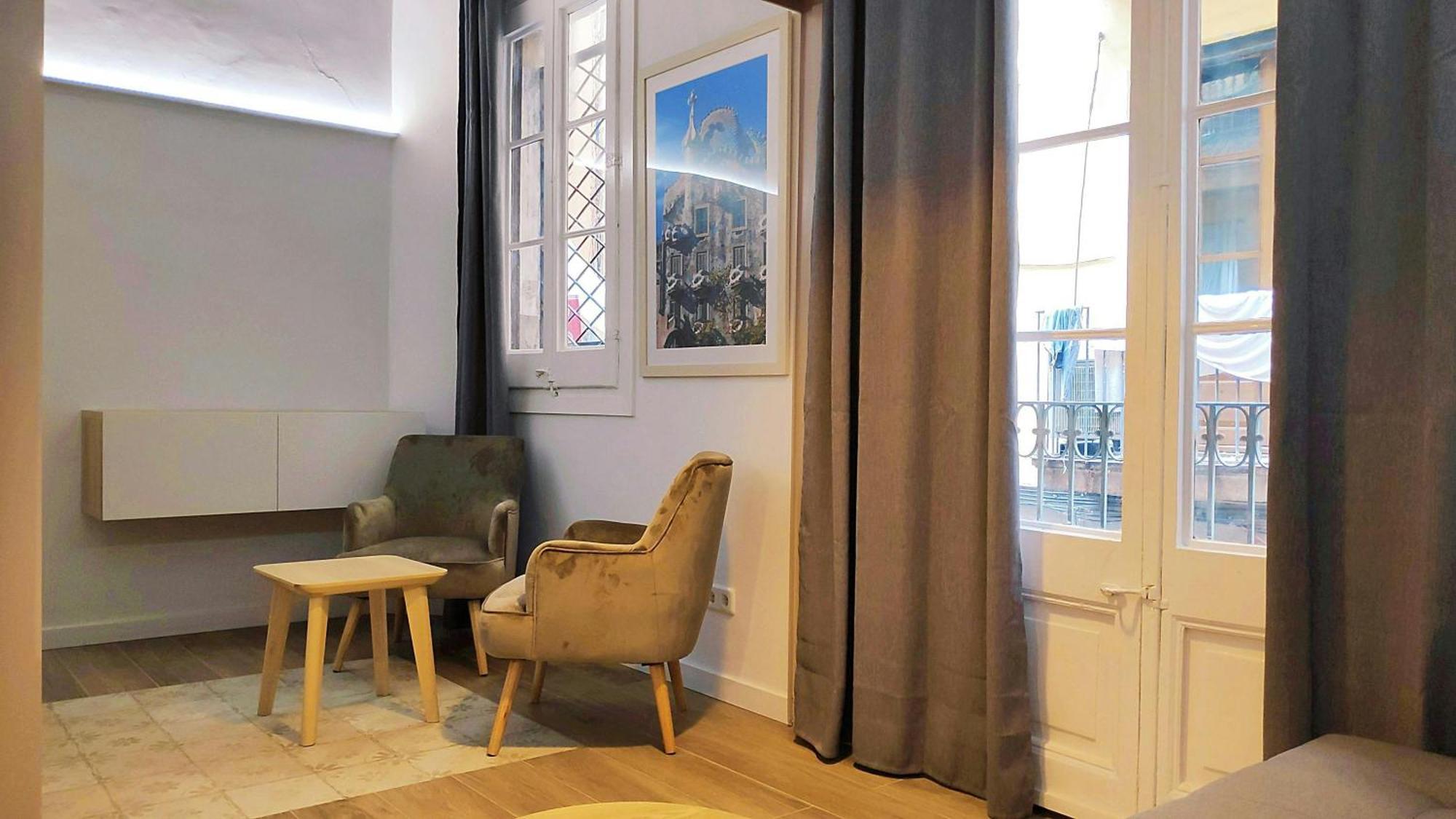 Sant Antoni 3 - Downtown Barcelona. Modern Apartamento *