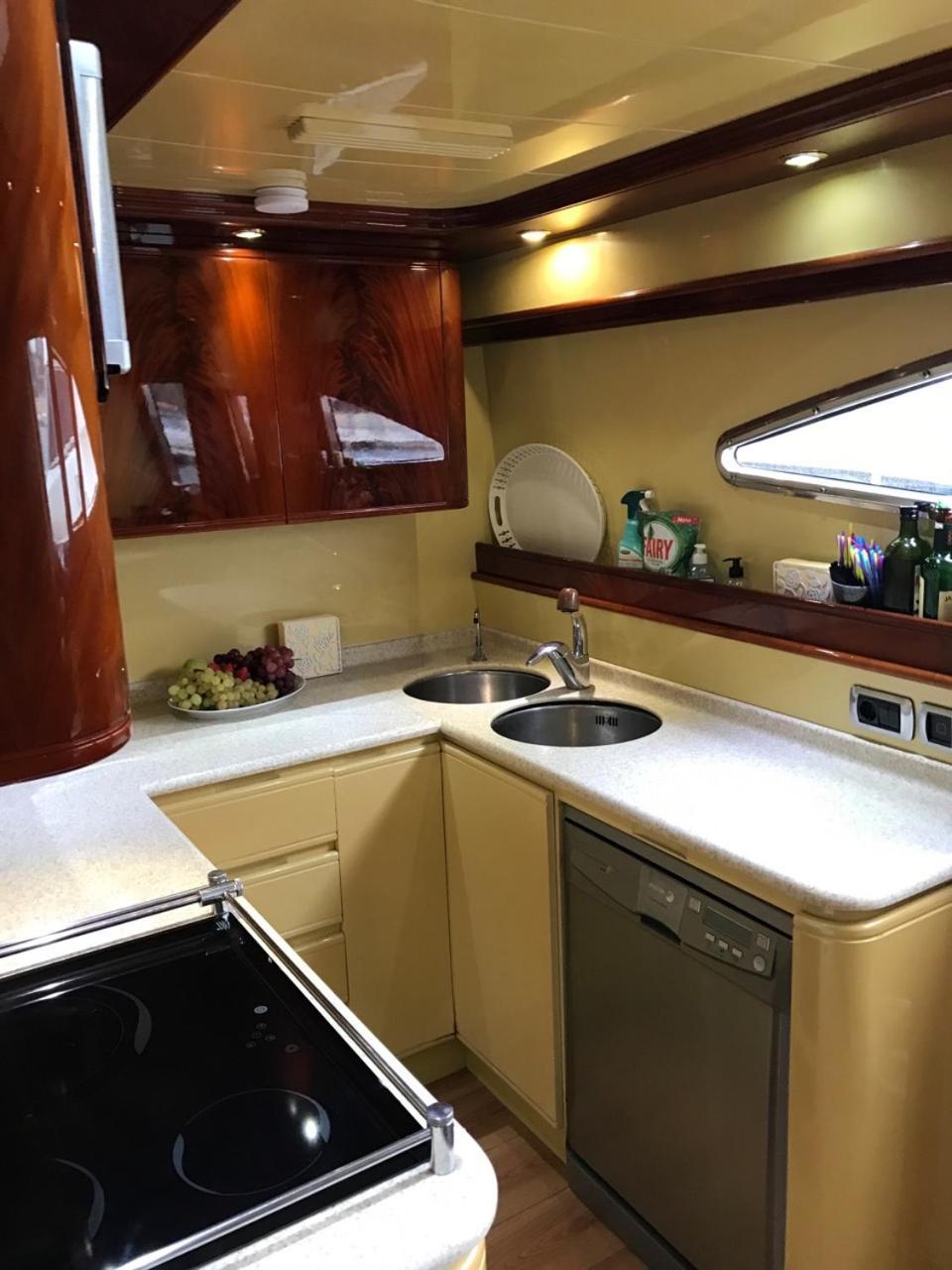 Luxury Yacht Bateau-hôtel *