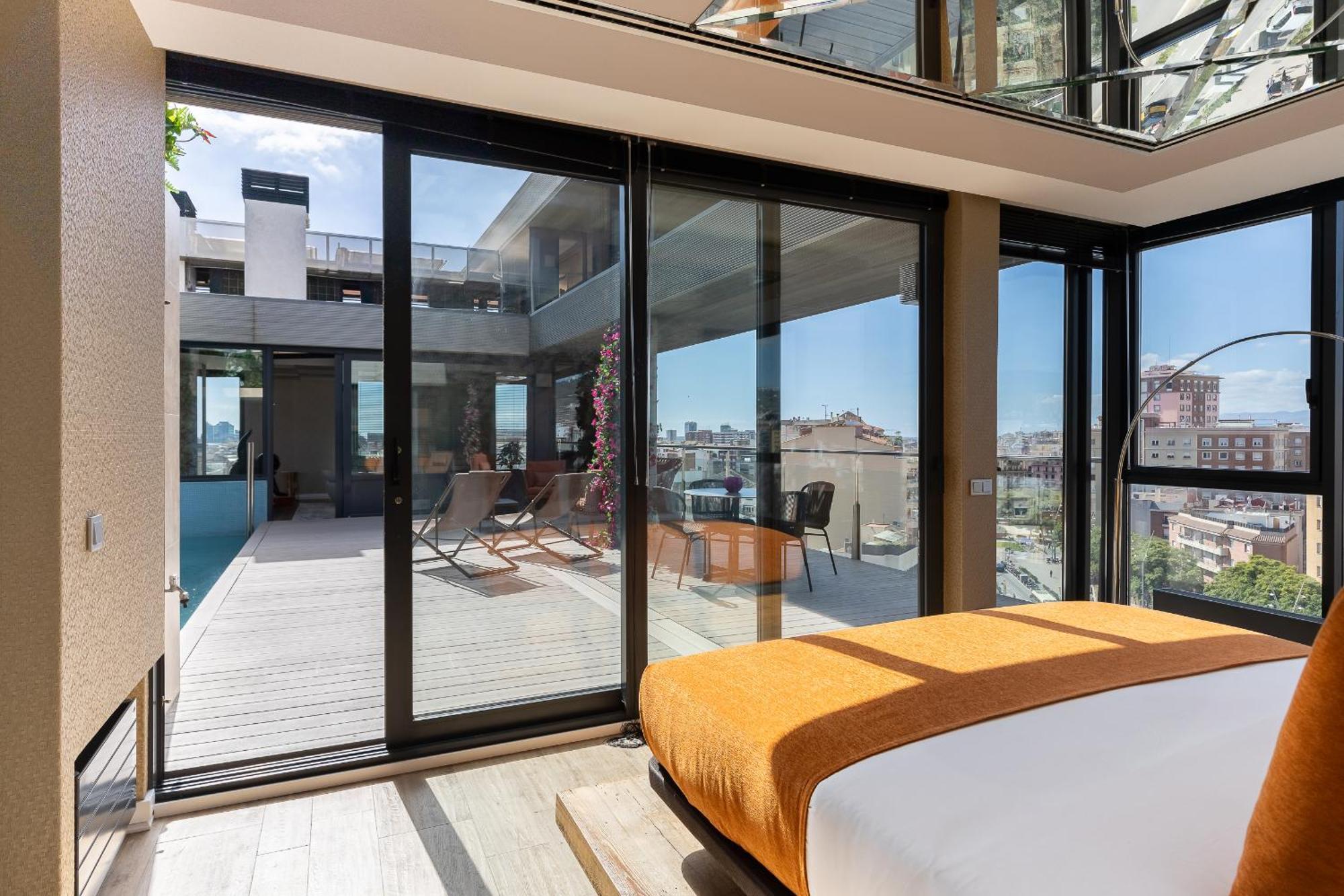 Cosmo Penthouse Apartment