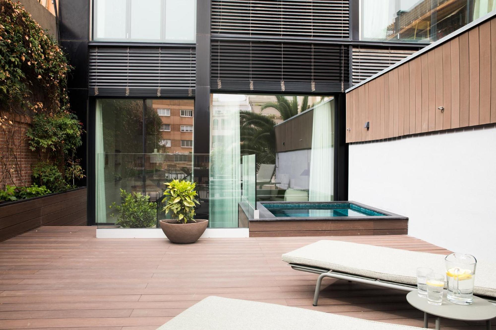 The Patio - 3 Bedroom Duplex With Private Terrace And Pool Appartement *