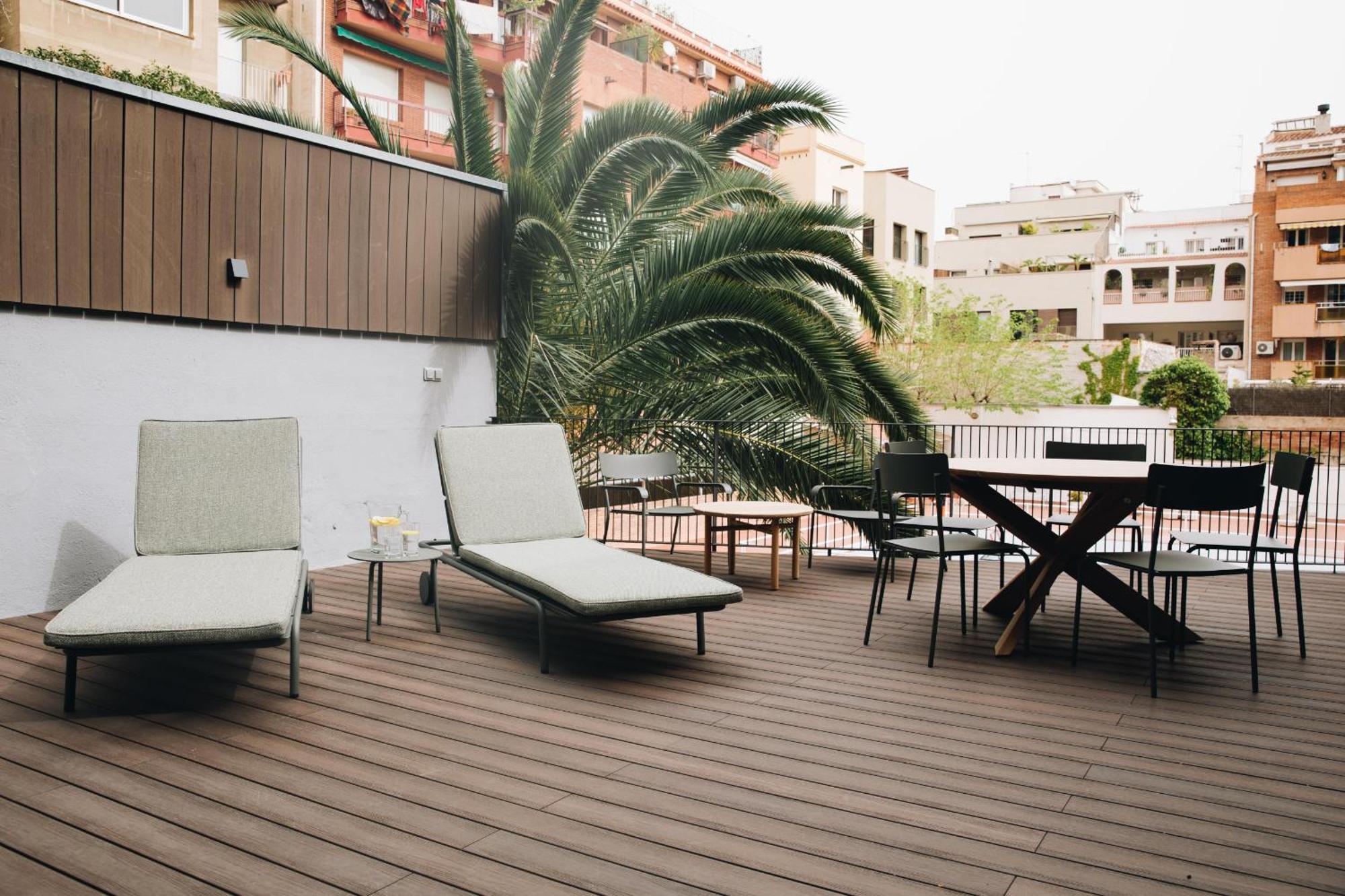 The Patio - 3 Bedroom Duplex With Private Terrace And Pool * Barcelone