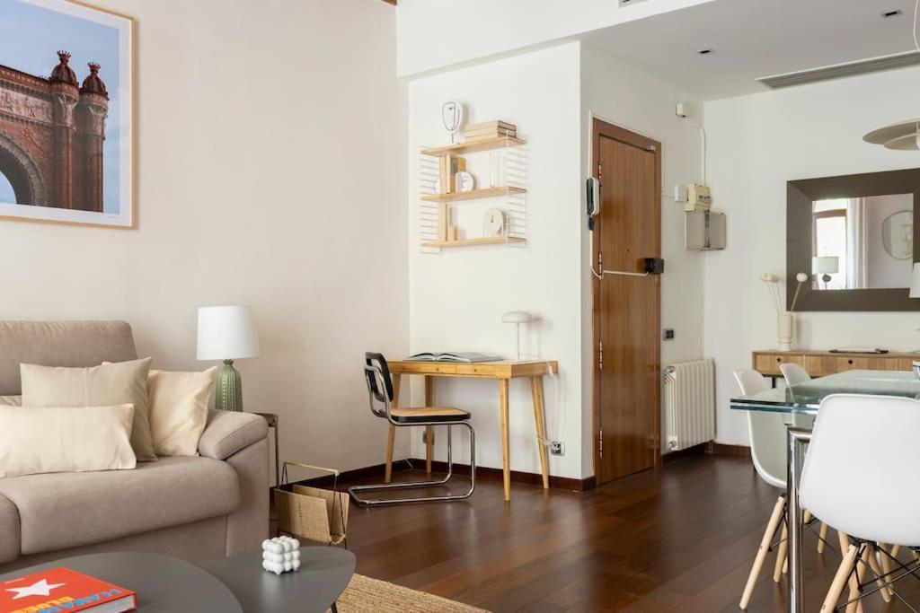 New Charming & Cozy Gem Central Location Appartement