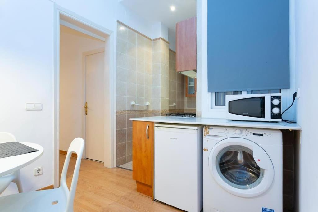 Centrico Apartamento Zona Ramblas Pr1 Appartement Barcelone