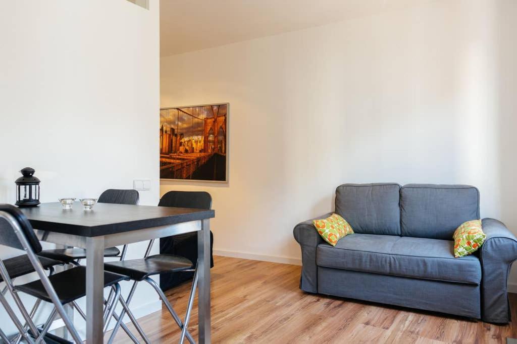 Apartment Nice Apartment In Gracia - Torrent De L'Olla *