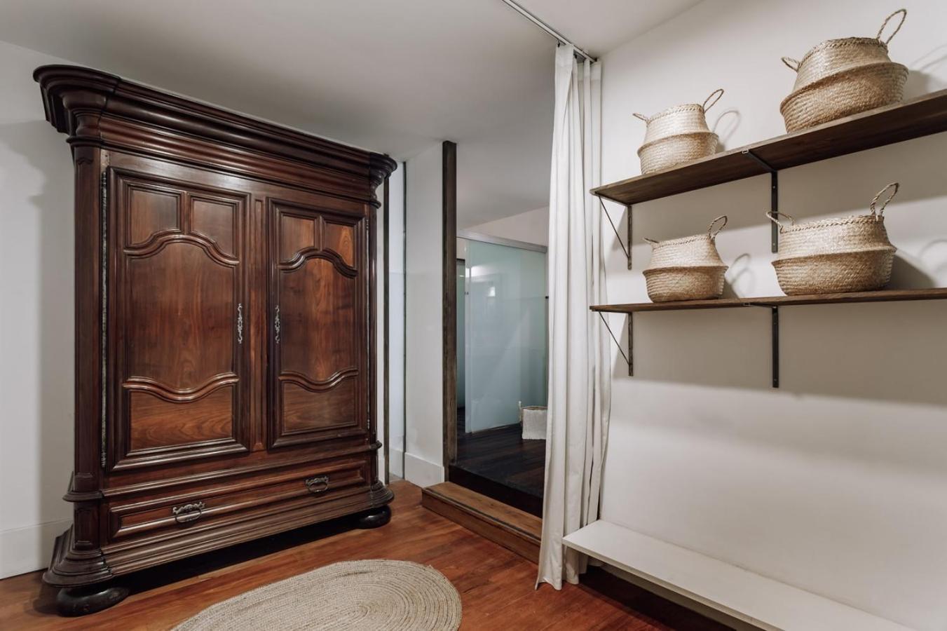Zuheros - 2 Bedrooms In Eixample Dreta Apartment *