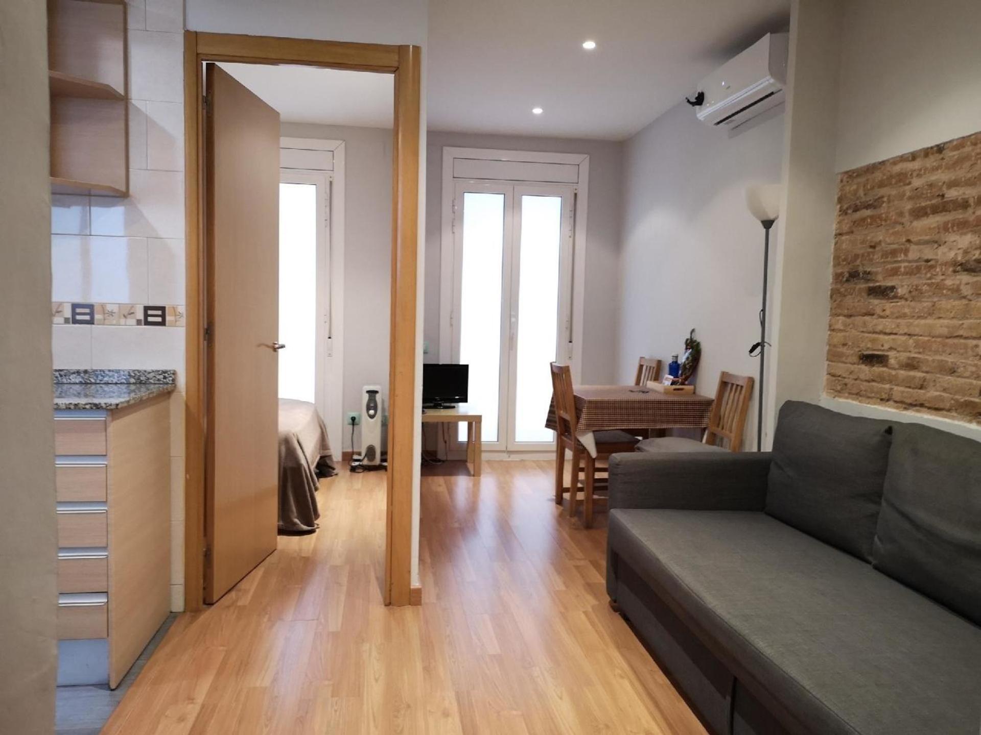 Ferienwohnung Fuer 3 Personen Ca 38 Qm In Barcelona-gracia, Costa Brava Costa Del Maresme Apartamento
