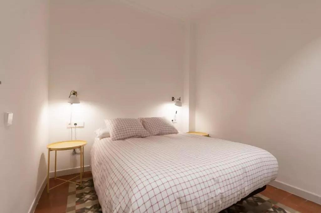 Apartment Eg42b - Modernista En El Centro De *