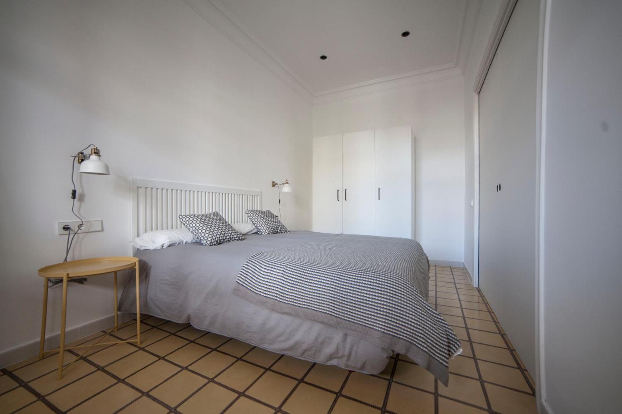 Eg42b - Modernista En El Centro De Appartement *