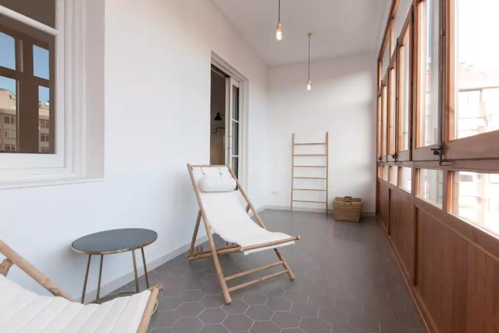 Apartment Eg42b - Modernista En El Centro De *