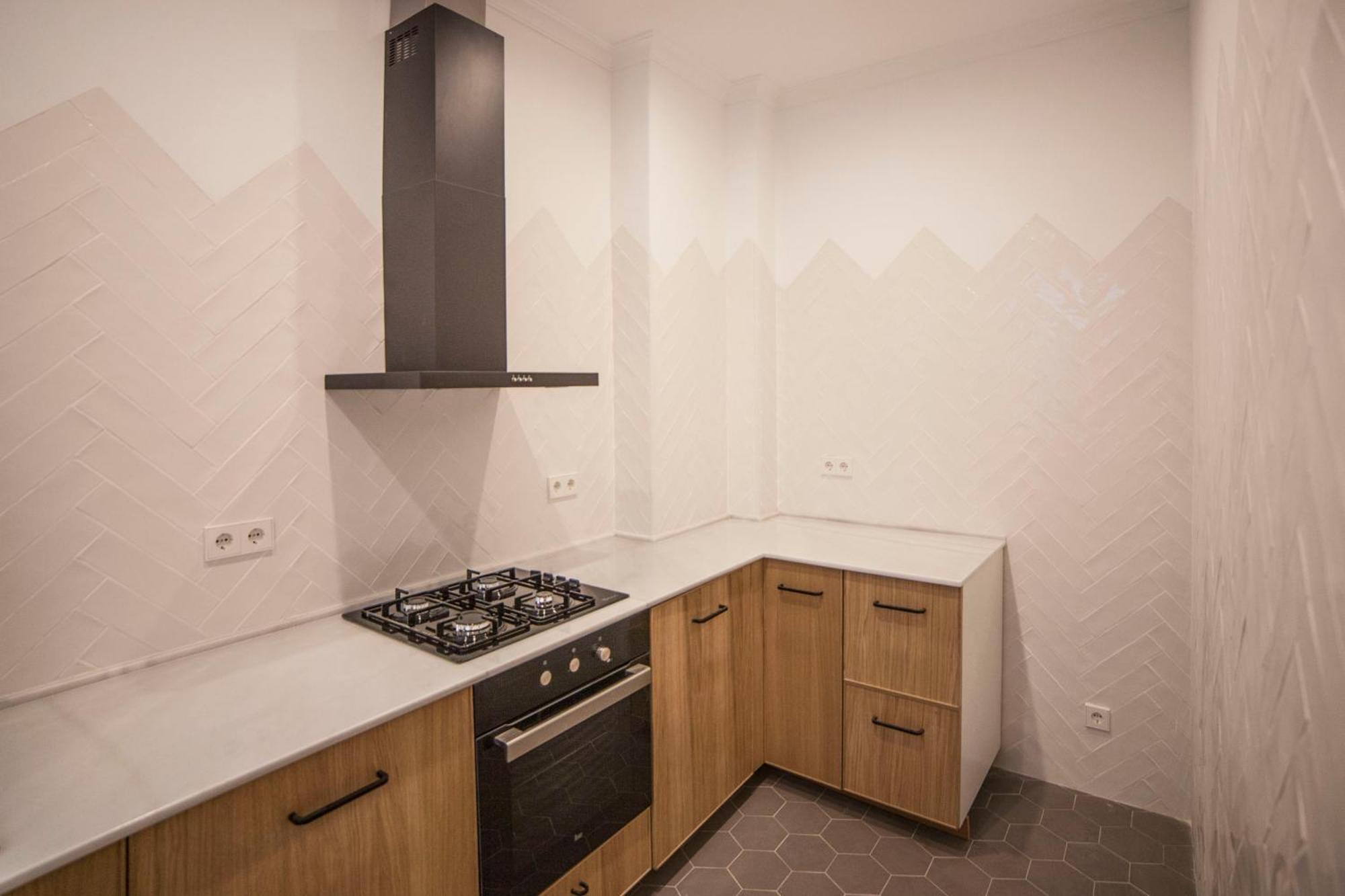 Apartment Eg42b - Modernista En El Centro De *