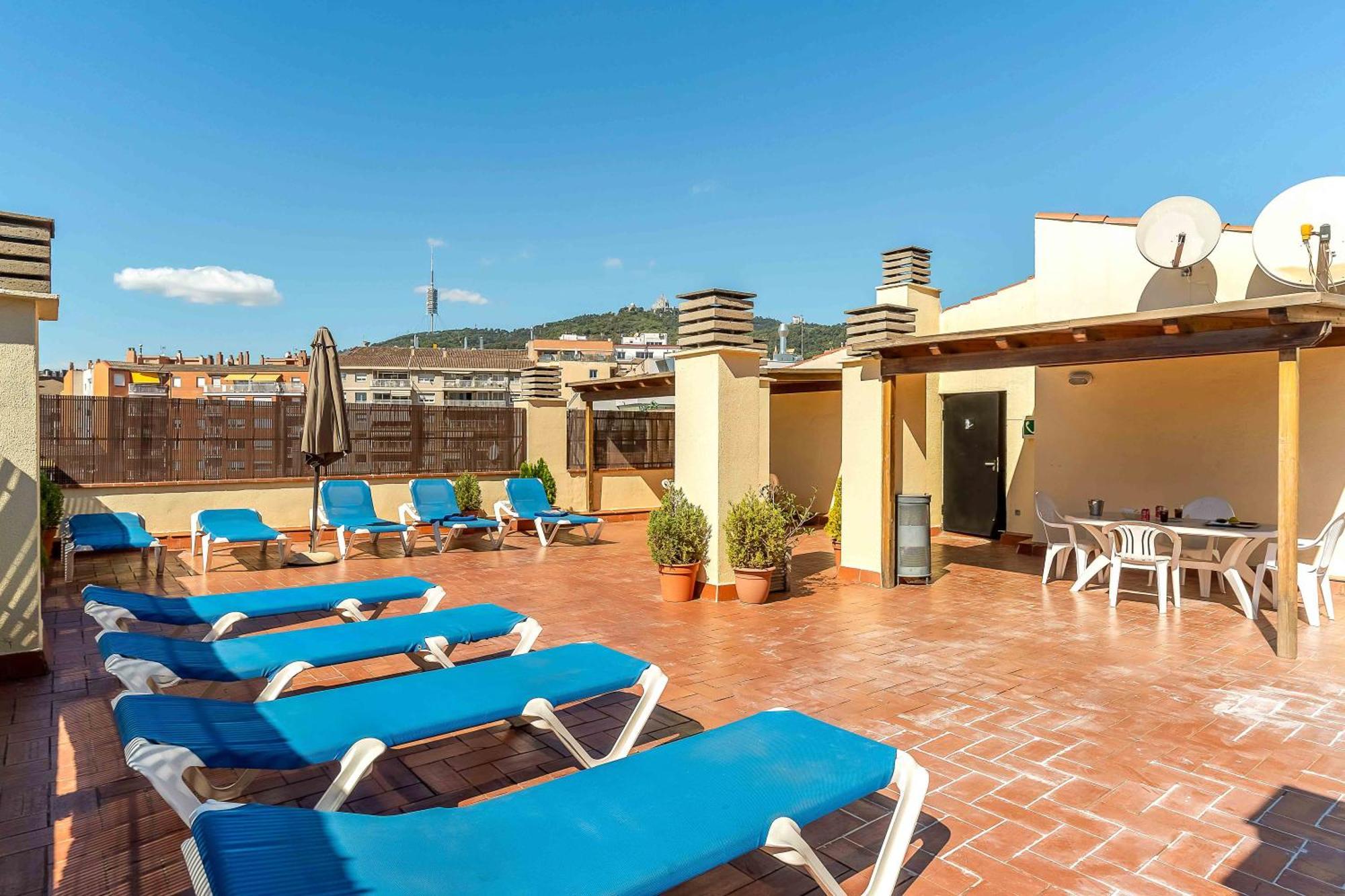 Aparthotel Bertran 3*