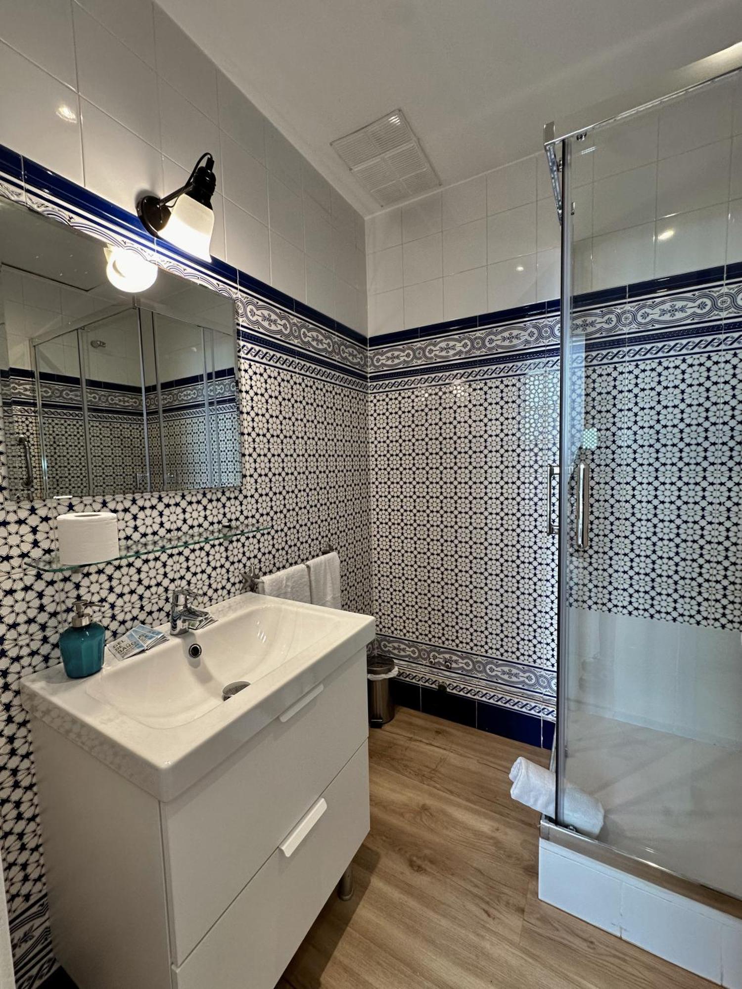 Casa Consell Gran Via, Gasthof 2*