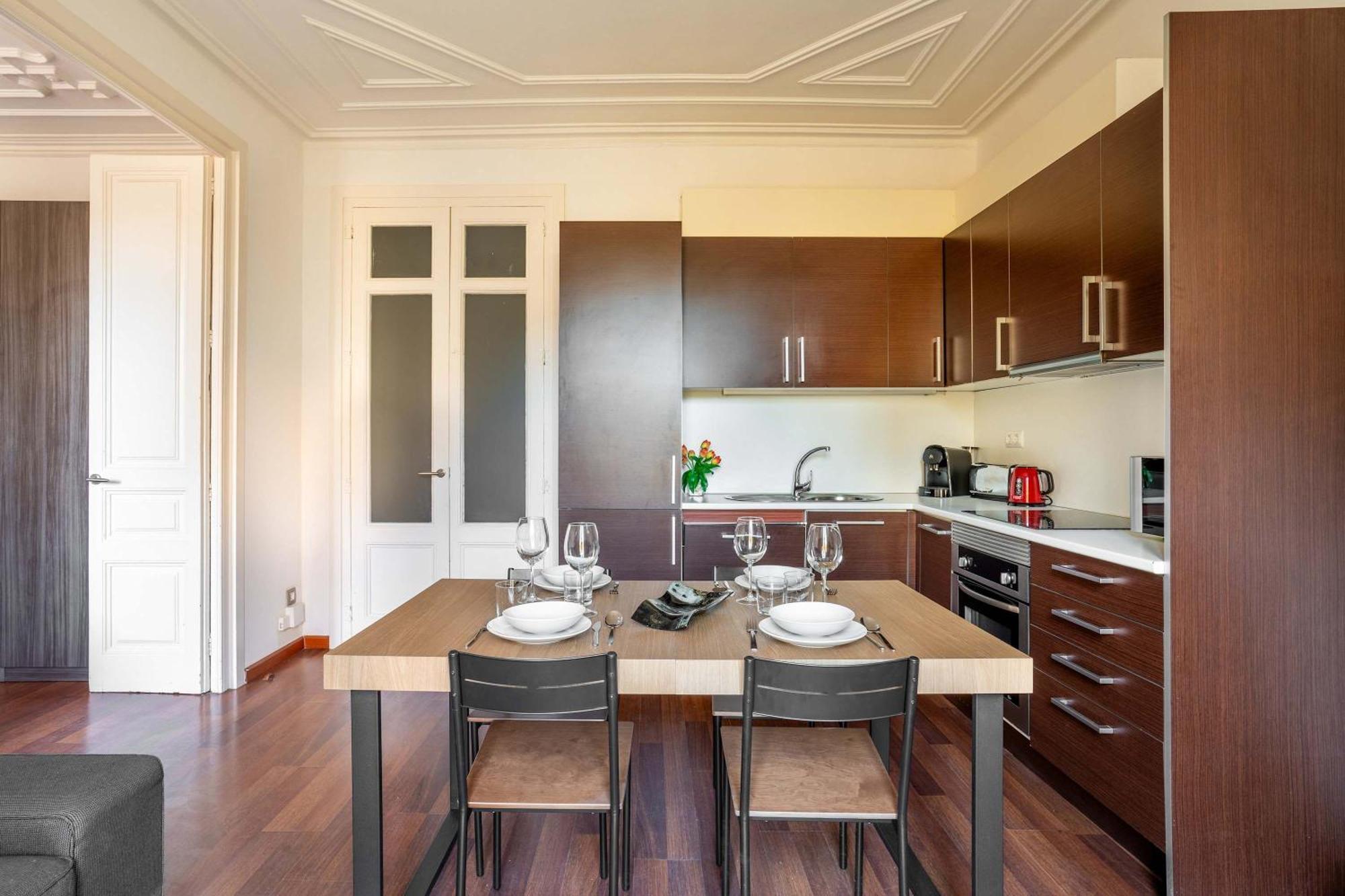 Ronda Sant Pere - Private Center 1-bedroom Appartement Barcelone