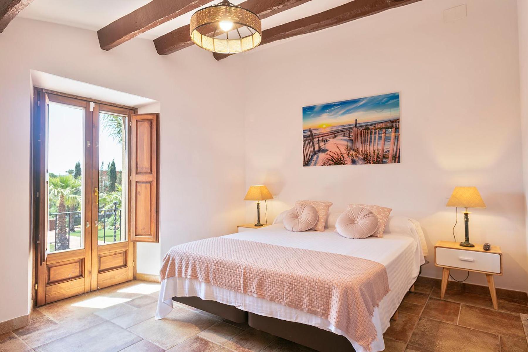 Masia Luxmarspa Villa *