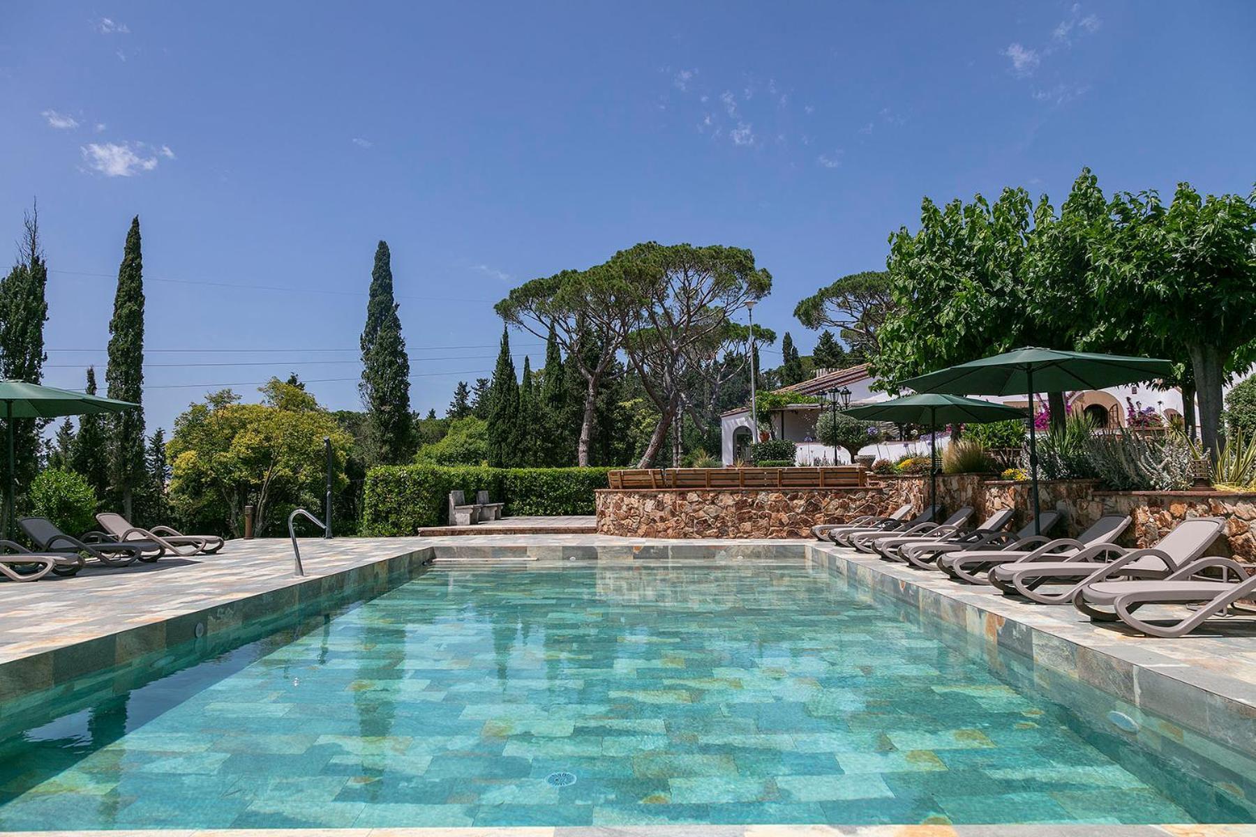 Masia Luxmarspa Villa *