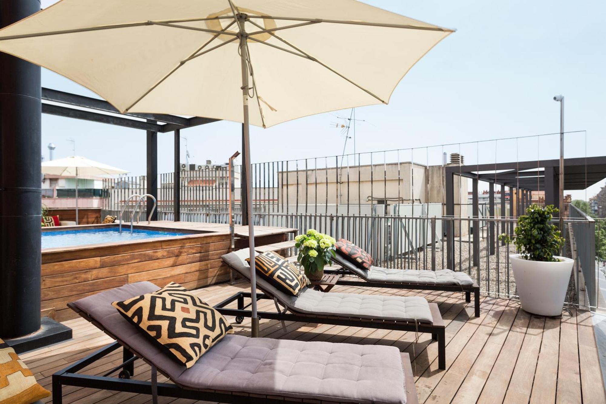 - Pool Terrace In Center Apartment