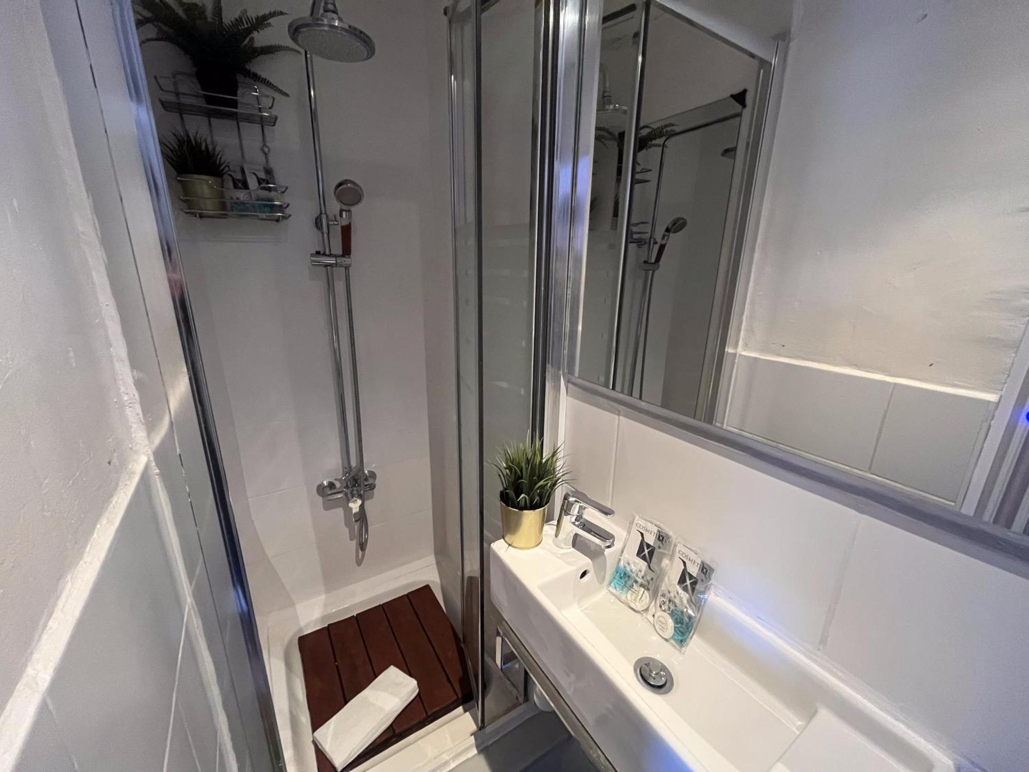 Apartment Diagonal Mar 2bd 2bth Self Check In *