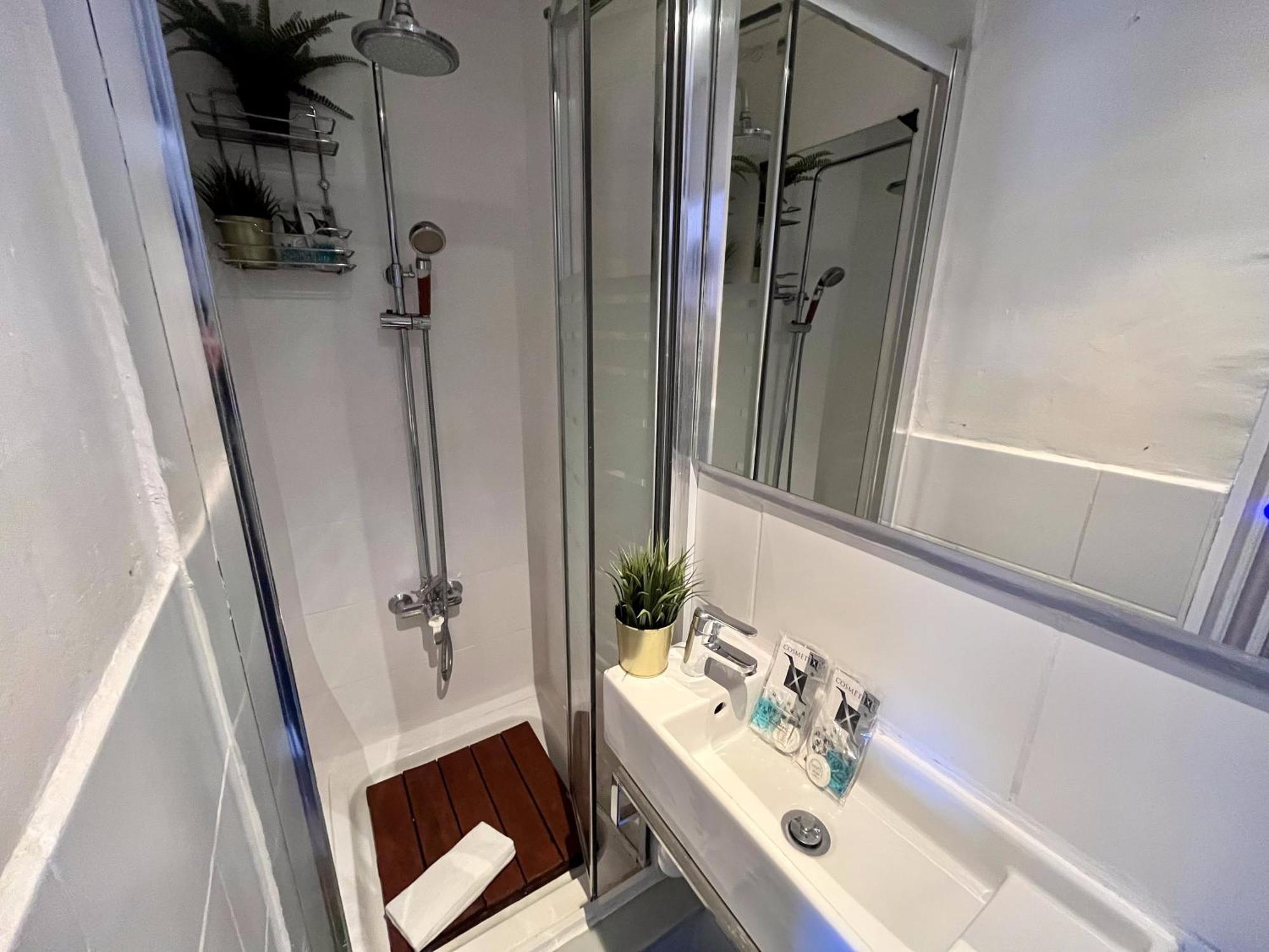 Diagonal Mar 2bd 2bth Self Check In Apartment Barcelona