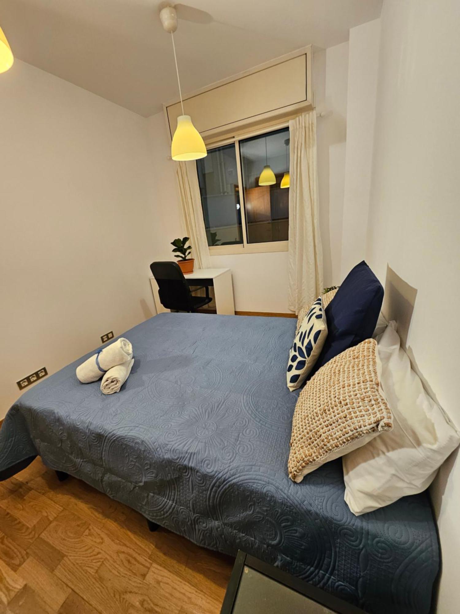 Appartement Near Ramblas 3 Flat Min 32 Days Parking Optional Barcelone