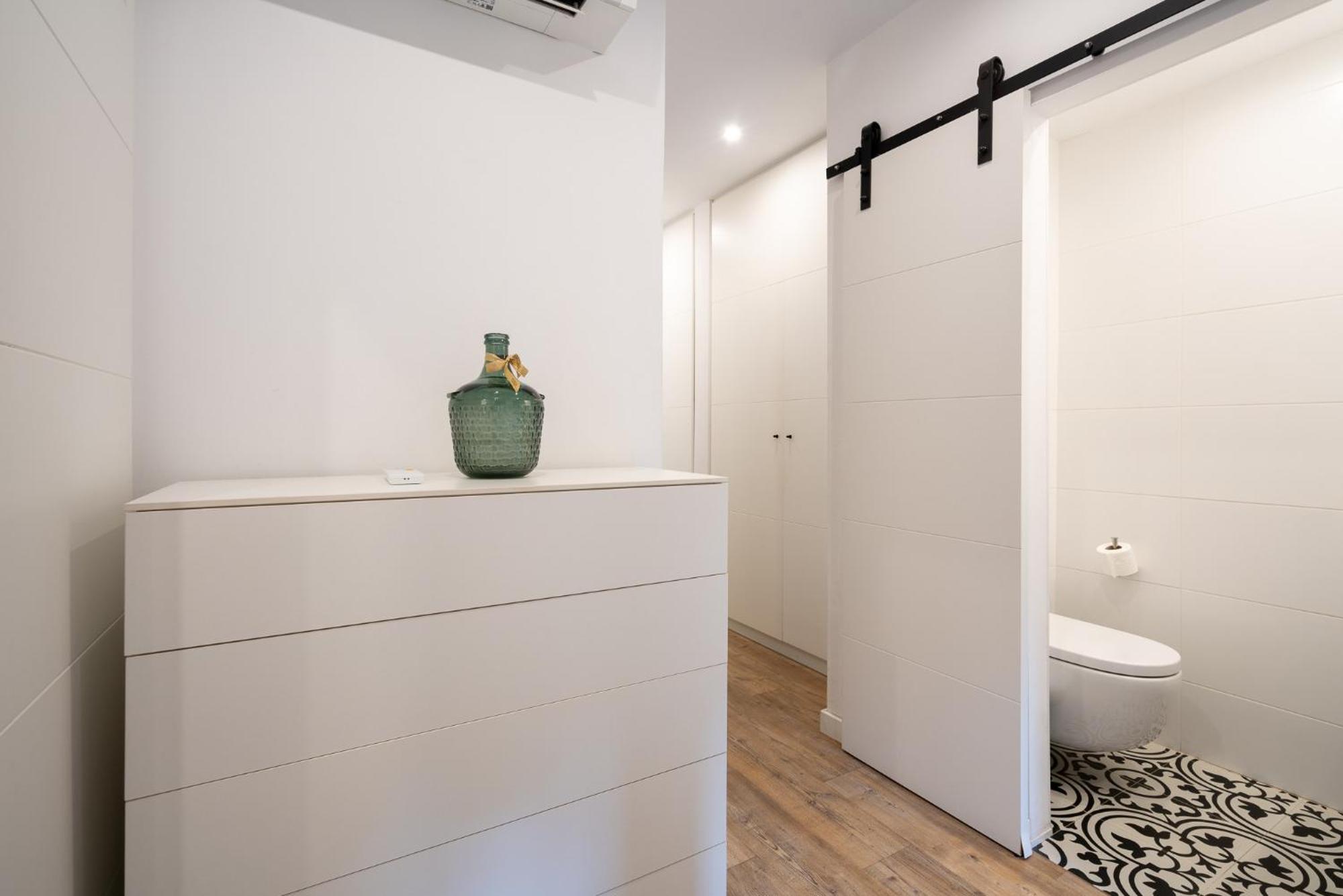 Ola Living Batllo Apartment