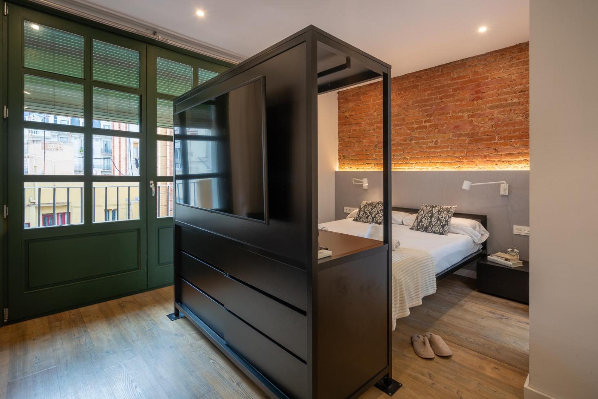 Ola Living Batllo Apartment