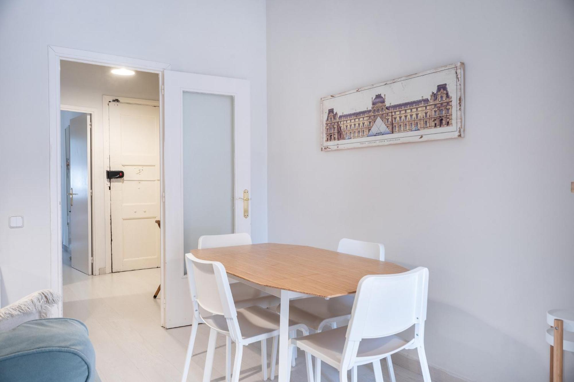 Cozy In The Heart Of Gracia