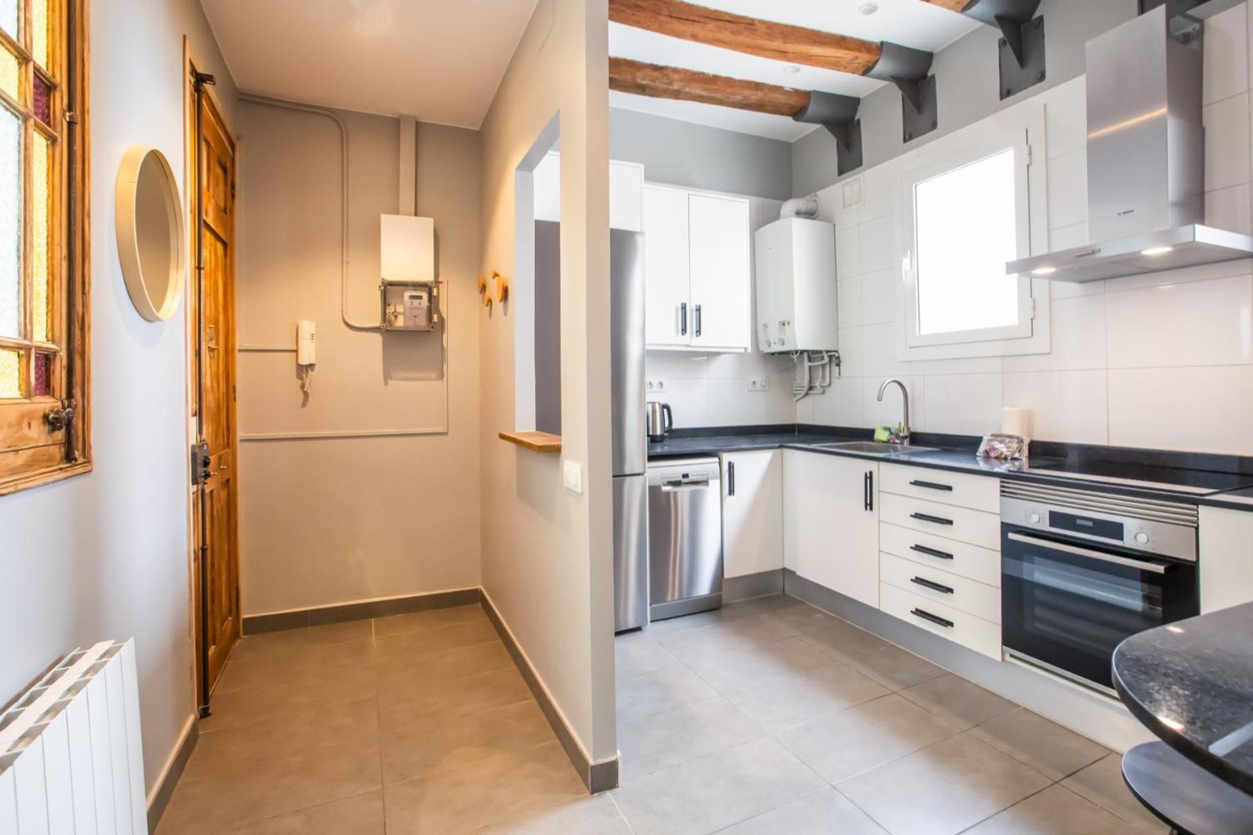 43mal1000-nice&bright 2br Flat Next To Sagrada Familia