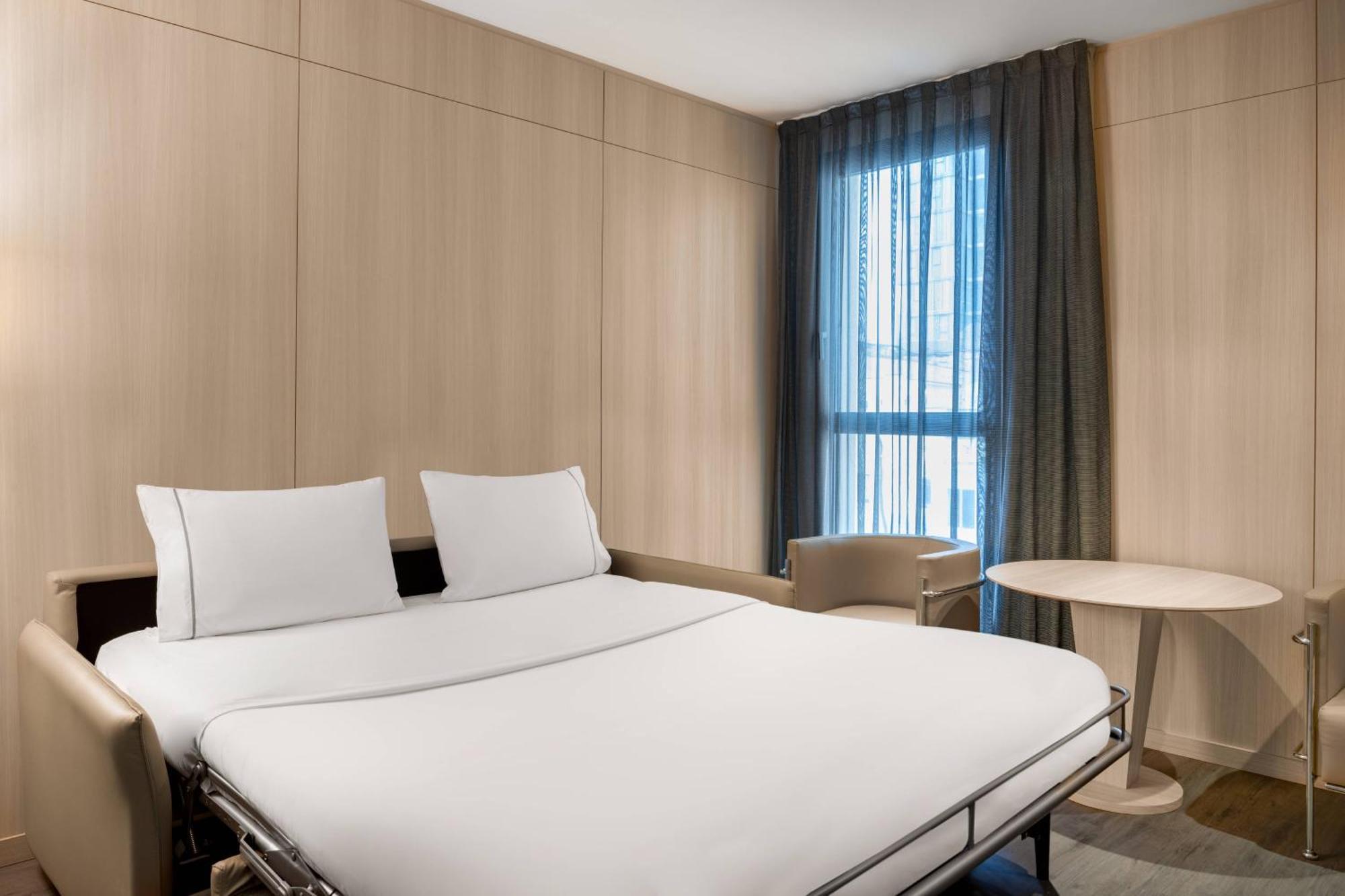 Ac Sants Hotel 4*