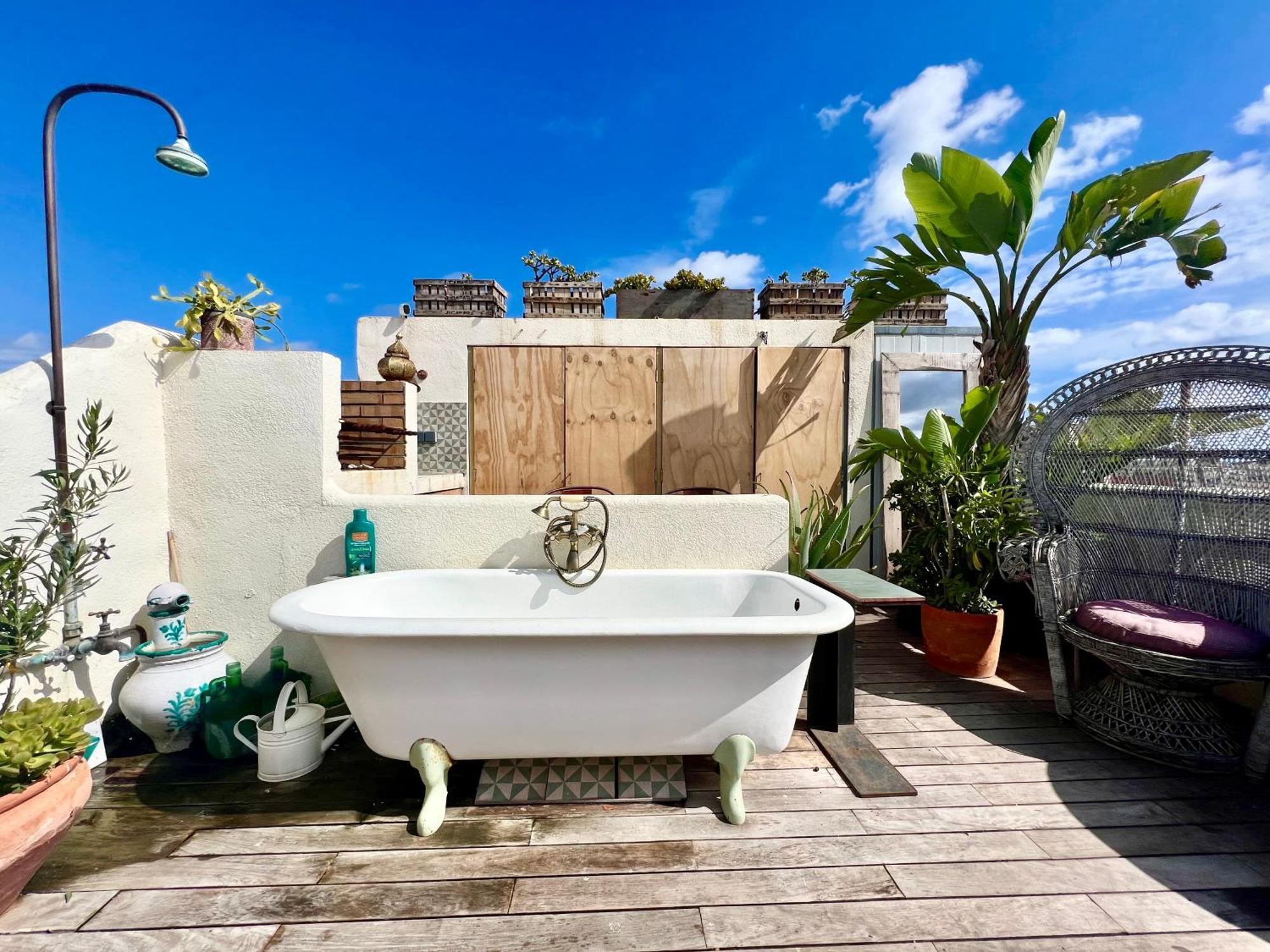Outdoor Bathtub! 360 Rooftop With Chill Out And Amazing Views! Barcelone