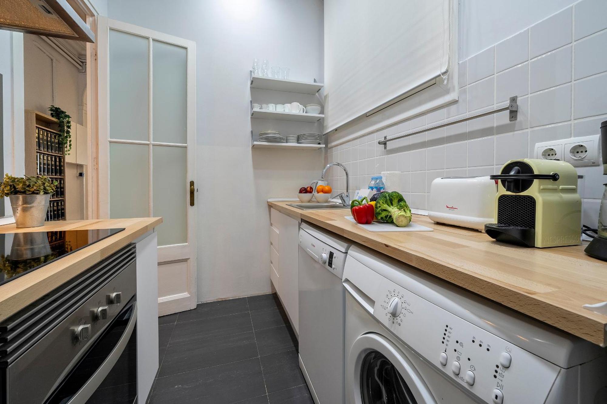 Habitat Bailen Apartment